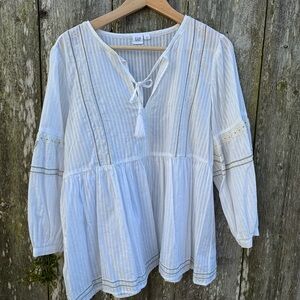 GAP Women's White Cotton Peasant top with delicate embroidery